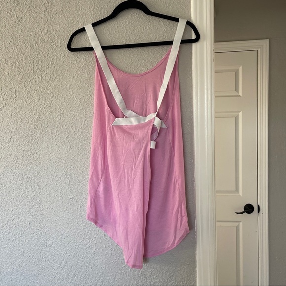 Nike Pink Women's workout tank top crisscross back XXL - Picture 3 of 6